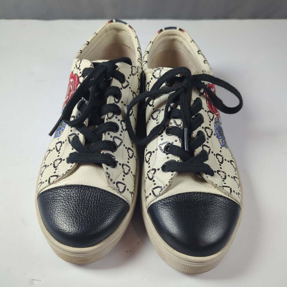 Brighton Beauty Leather Floral Heart Print Sneakers Women’s 7M